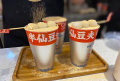 過(guò)氣的餐飲小吃品牌，通過(guò)設(shè)計(jì)策劃一年連開(kāi)3000家，半仙豆夫如何做到的？
